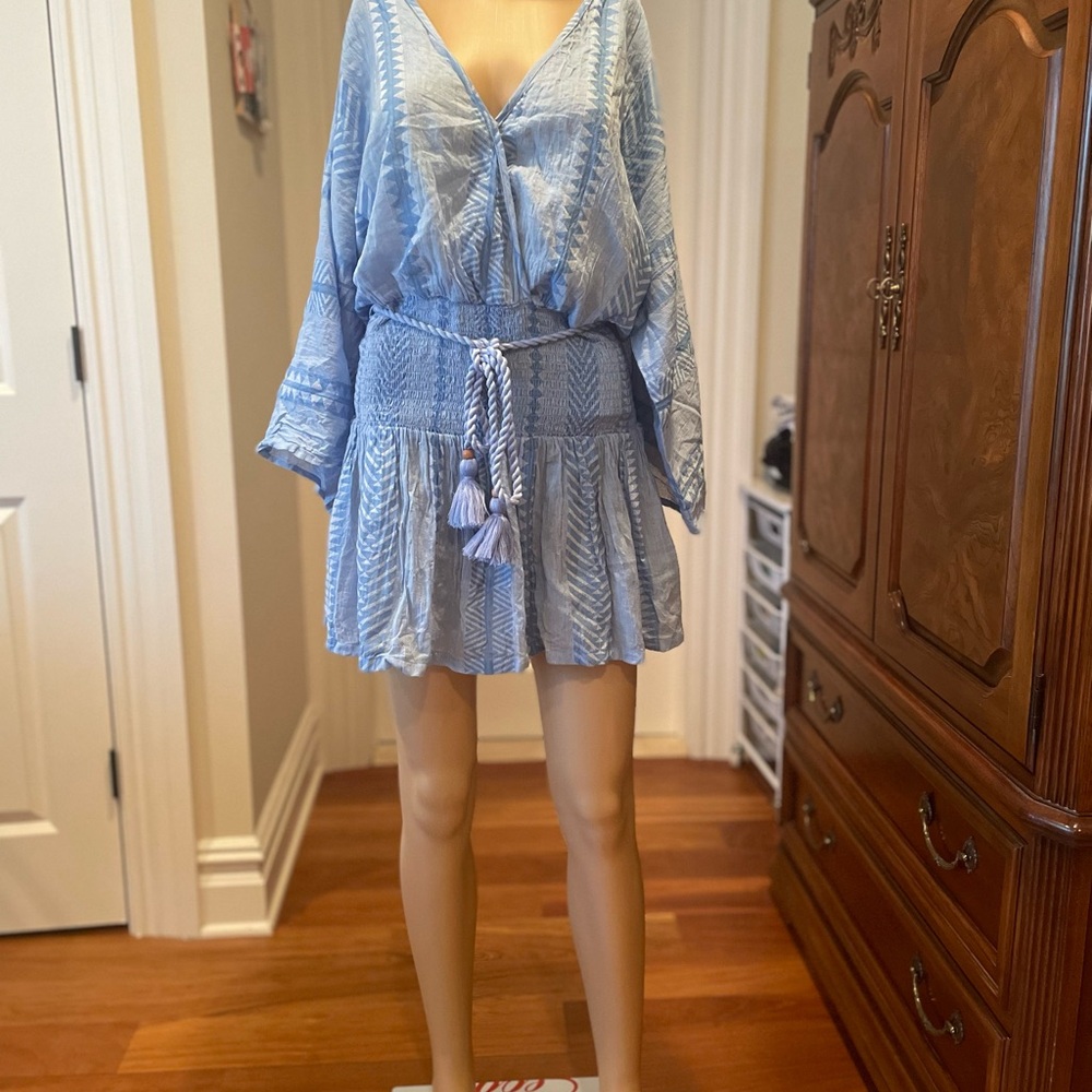 Soluble bathing suit cover up. Can be worn to the beach, pool side, boardwalk.